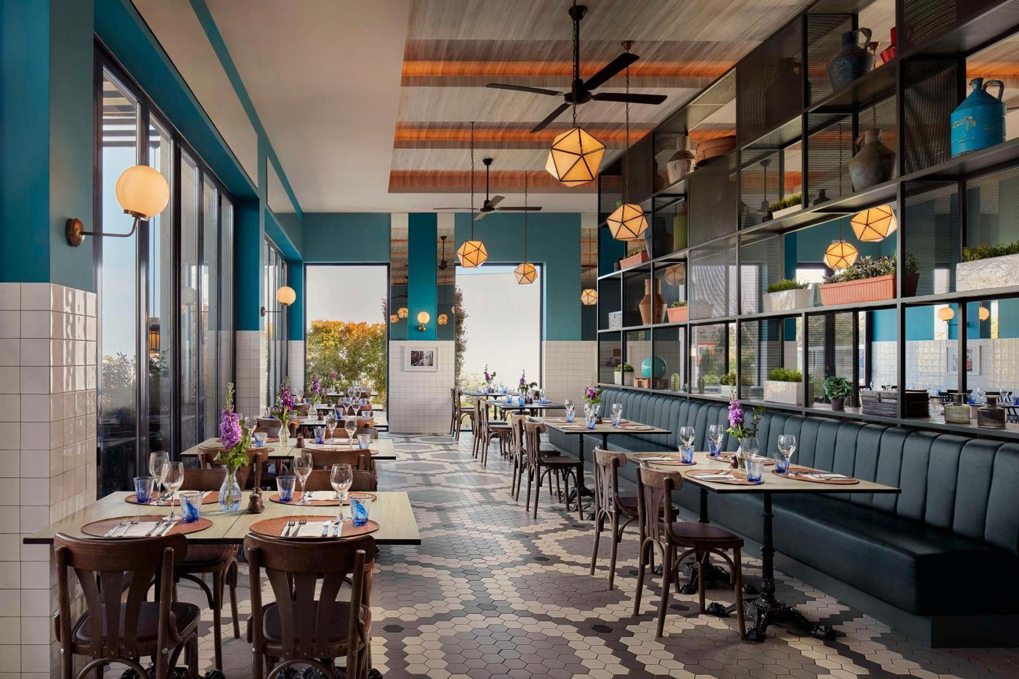 ぺスターナ ブルー アルヴォル オール インクルーシブ ビーチ&ゴルフ リゾート エクステリア 写真 The interior of the restaurant