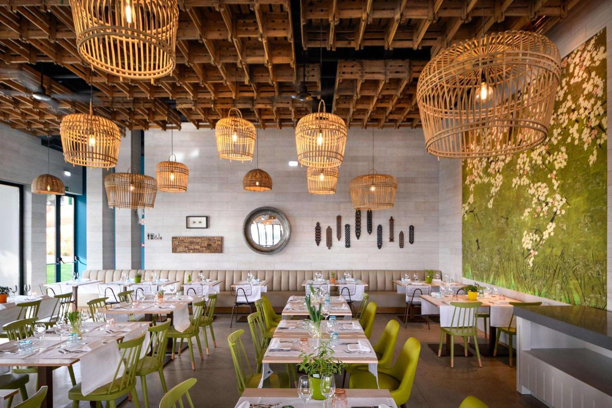 ぺスターナ ブルー アルヴォル オール インクルーシブ ビーチ&ゴルフ リゾート エクステリア 写真 Interior of the restaurant